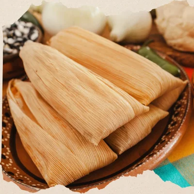 Tamales envueltos en hoja de maíz